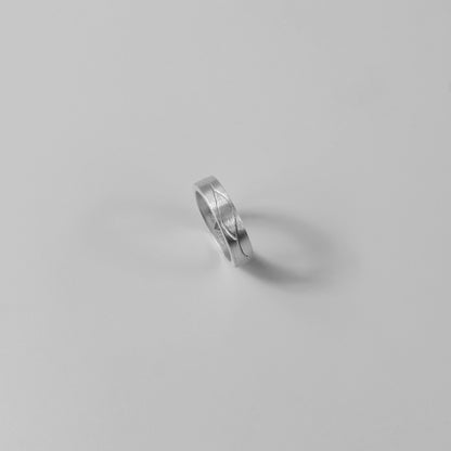 Twistline Band Ring
