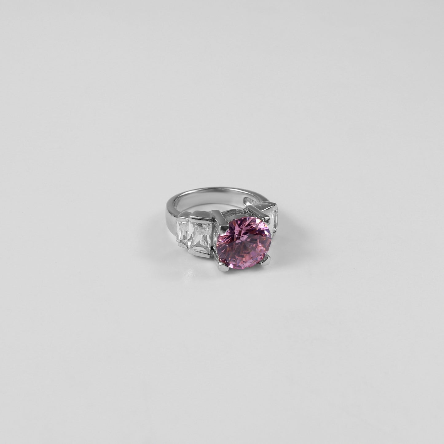 Velvet Lattice Ring