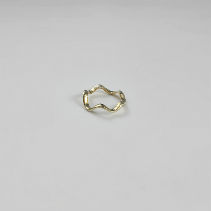 Wave Contour Brass Ring