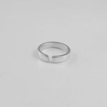 Zen Arc Circle Of Elegance Ring