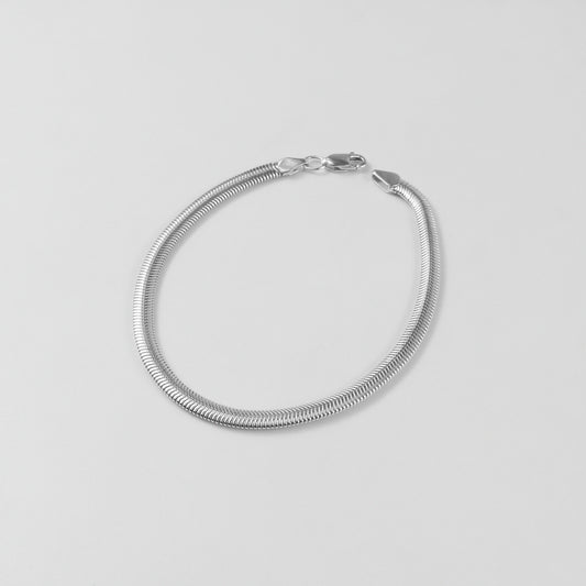 Flat Snake Bracelet - A sleek 925 sterling silver bracelet by GetTheJuice, featuring a smooth and flat snake chain design that exudes modern elegance.