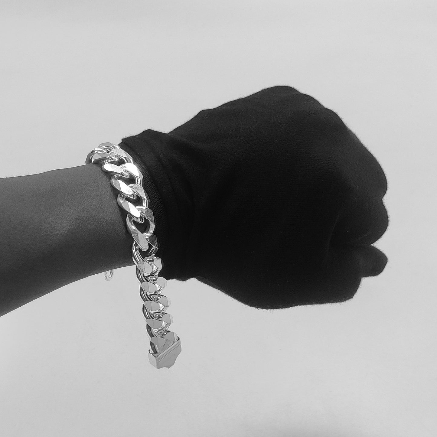 Thick Cuban Link Bracelet - A bold 925 sterling silver bracelet by GetTheJuice, featuring robust and substantial Cuban links that make a striking statement and add a touch of rugged elegance to any wrist.