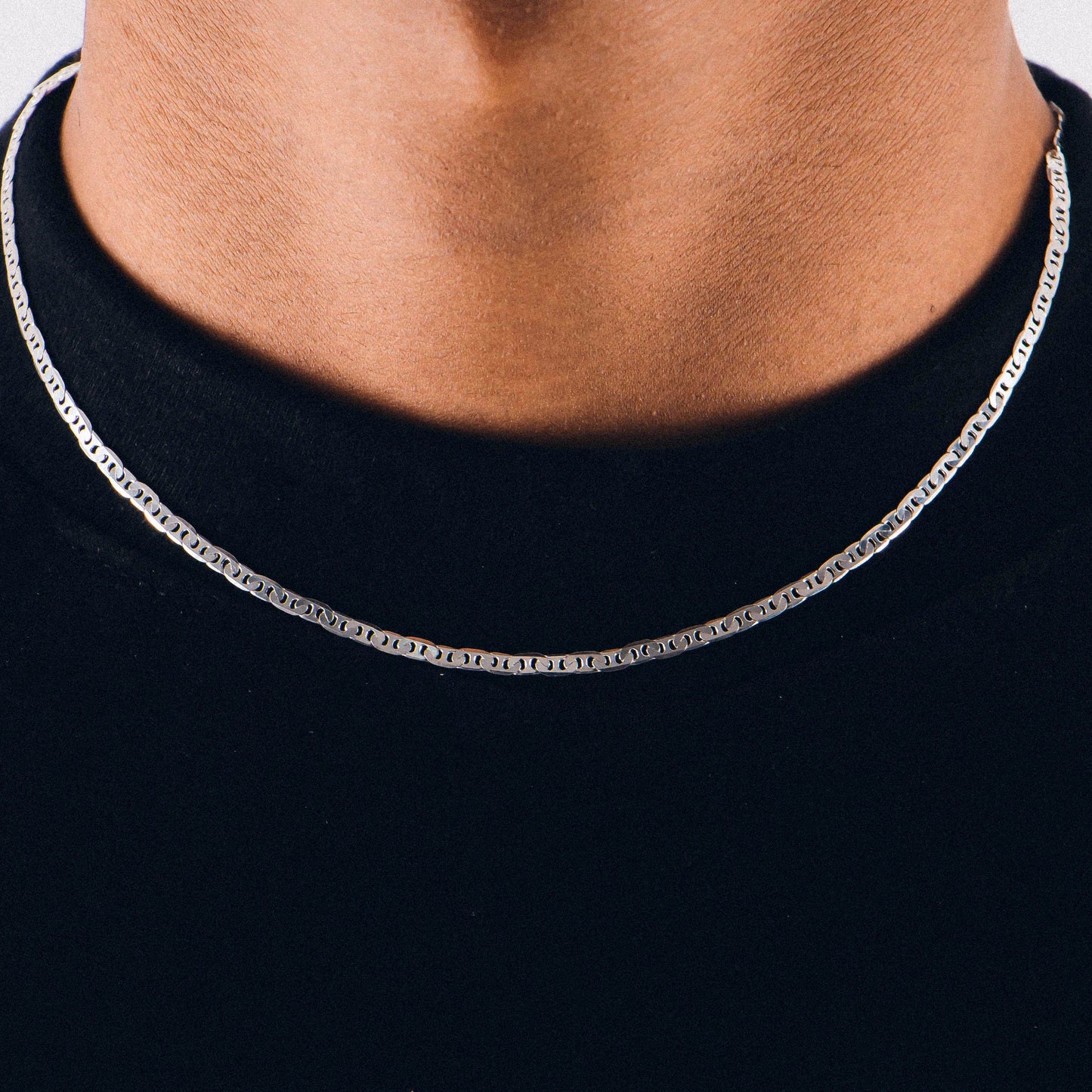 Flat Mariner Necklace - A premium 925 sterling silver necklace by GetTheJuice, featuring a sleek flat mariner link design that combines elegance and durability for a timeless look.