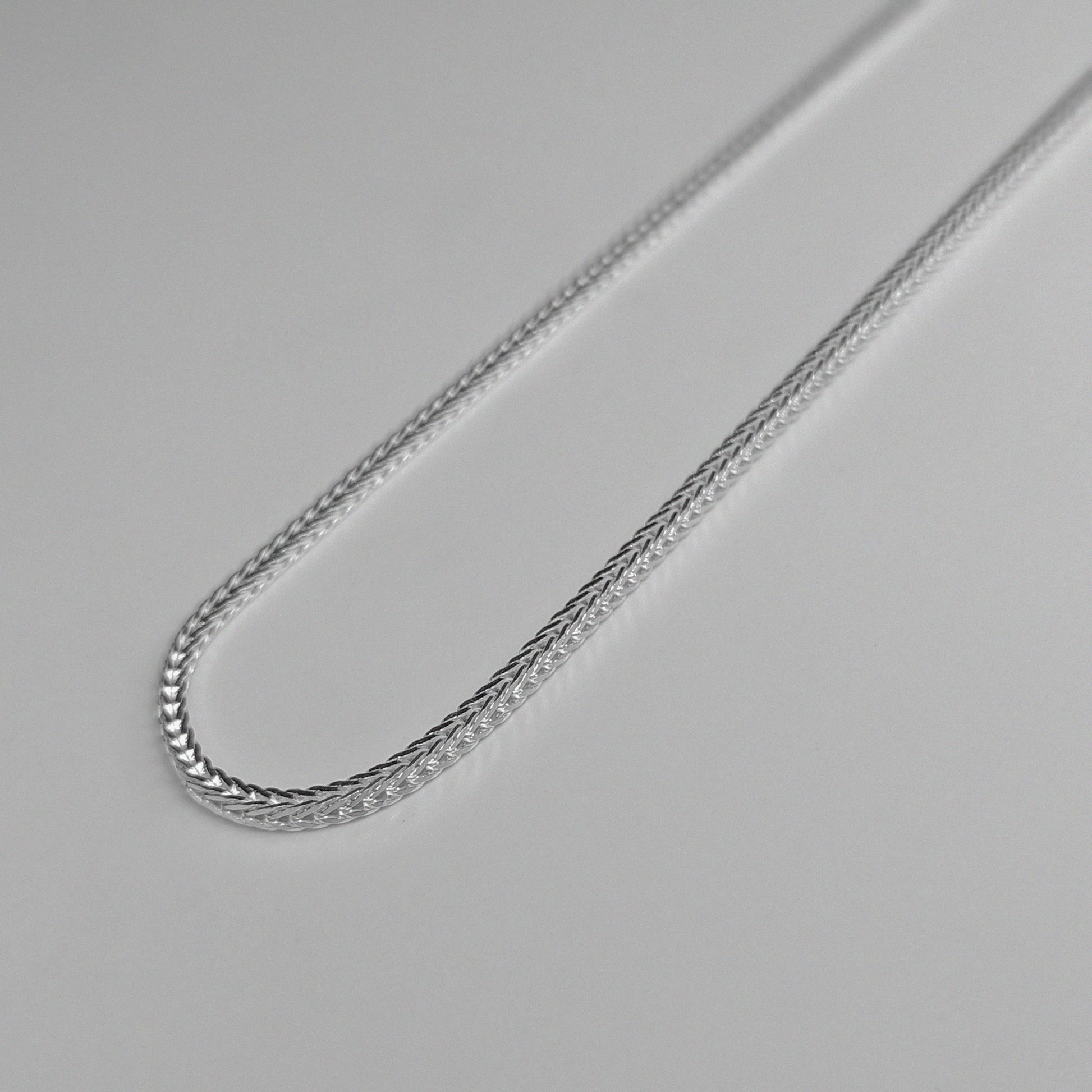 Foxtail Necklace - A stunning 925 sterling silver necklace by GetTheJuice, featuring a luxurious foxtail chain design that exudes elegance and sophistication.