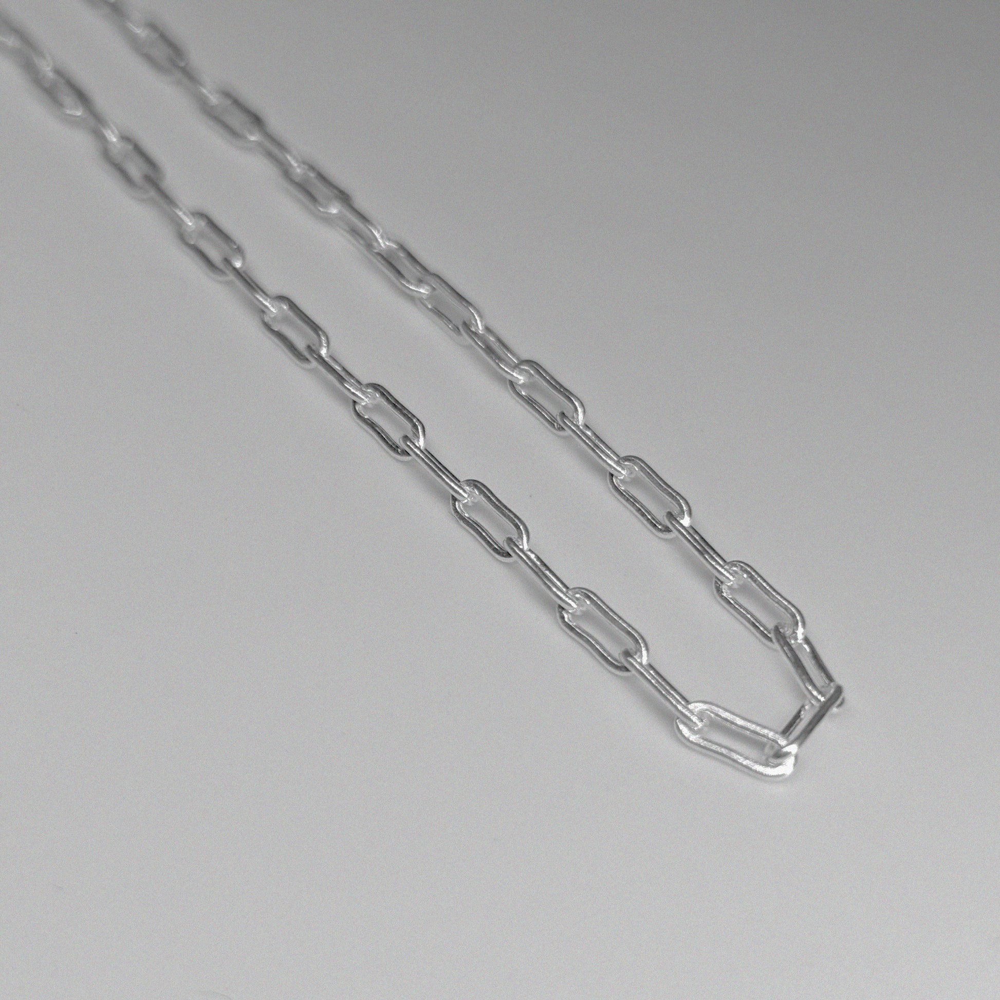 Long Cable Necklace - A sophisticated 925 sterling silver necklace by GetTheJuice, featuring an elegant and elongated cable chain design that complements any style.