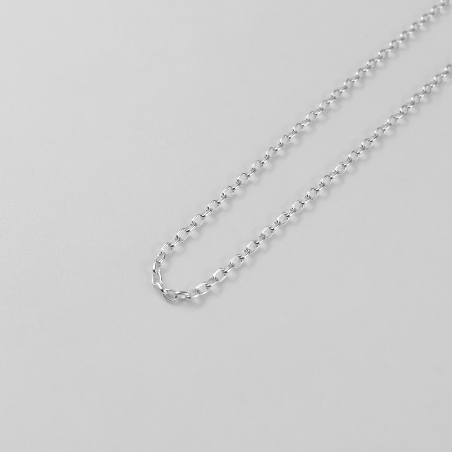 Twilight Link Necklace - A stunning 925 sterling silver necklace by GetTheJuice, with intricately crafted links that evoke the magical beauty of twilight.