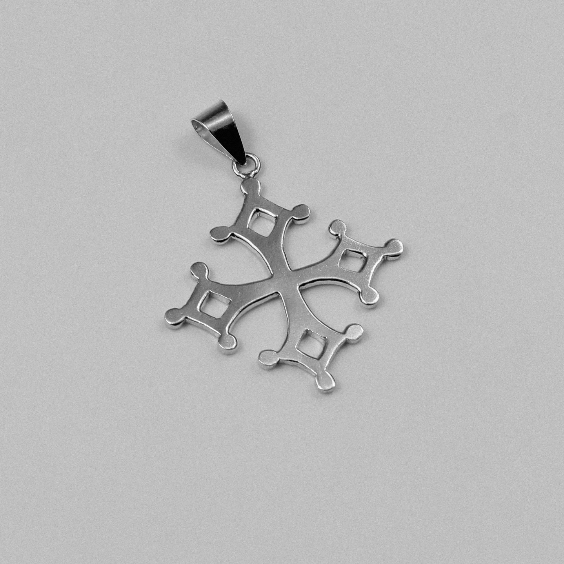 Occitan Pendant - An exquisite 925 sterling silver pendant by GetTheJuice, featuring a beautifully intricate design inspired by the rich history and culture of the Occitan region, adding a touch of elegance and heritage to any look.