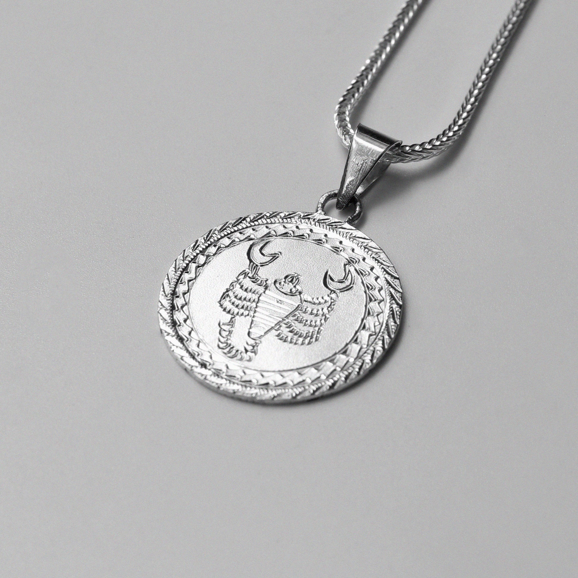 Vintage Scorpion Pendant - An exquisite 925 sterling silver pendant by GetTheJuice, featuring an intricate scorpion design that adds a touch of vintage allure and bold elegance to any look.