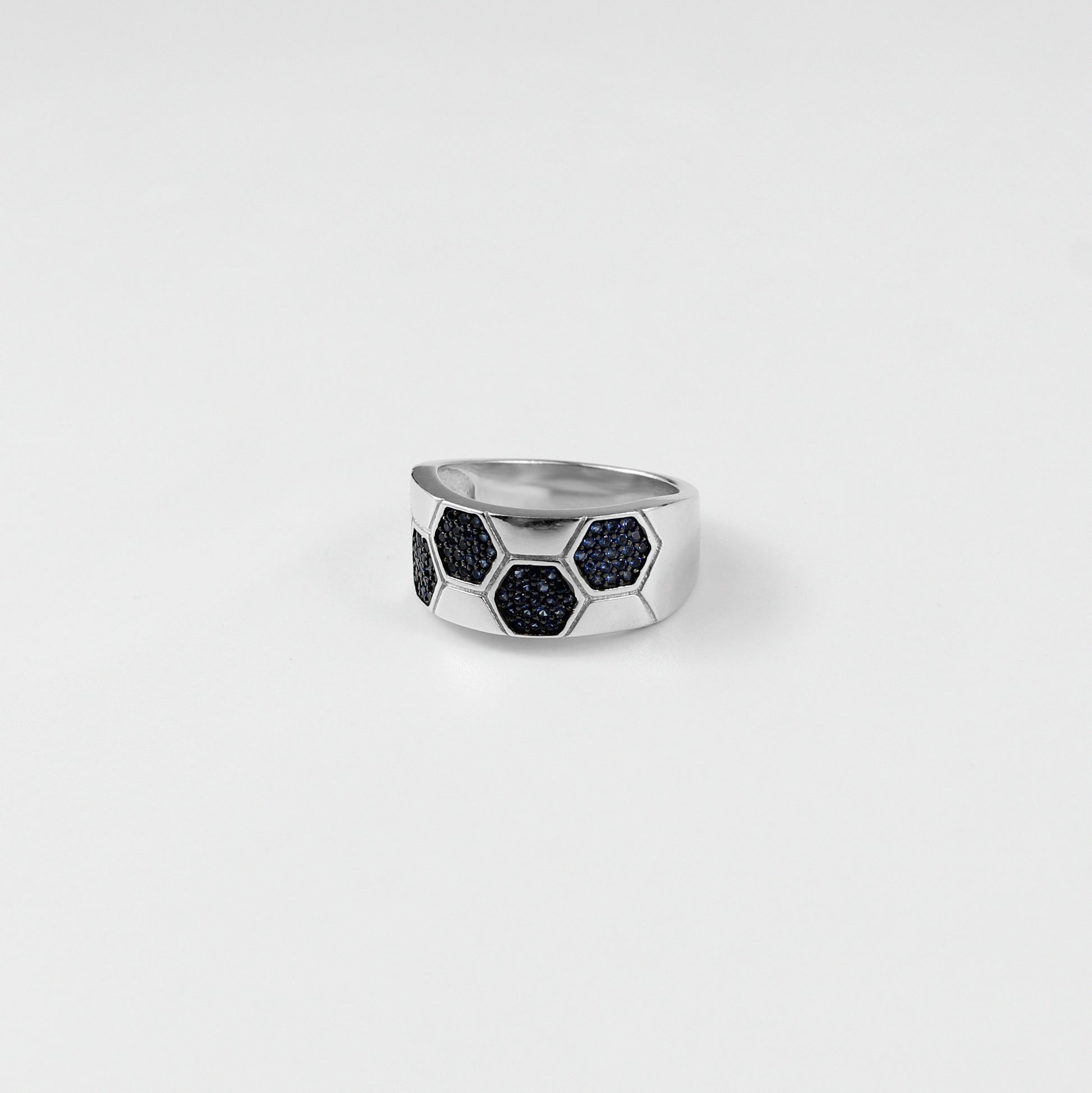 925 sterling silver ring named 'Alba,' inspired by the serene beauty of dawn. Its clean and elegant design captures the essence of new beginnings, making it a timeless accessory for any occasion.