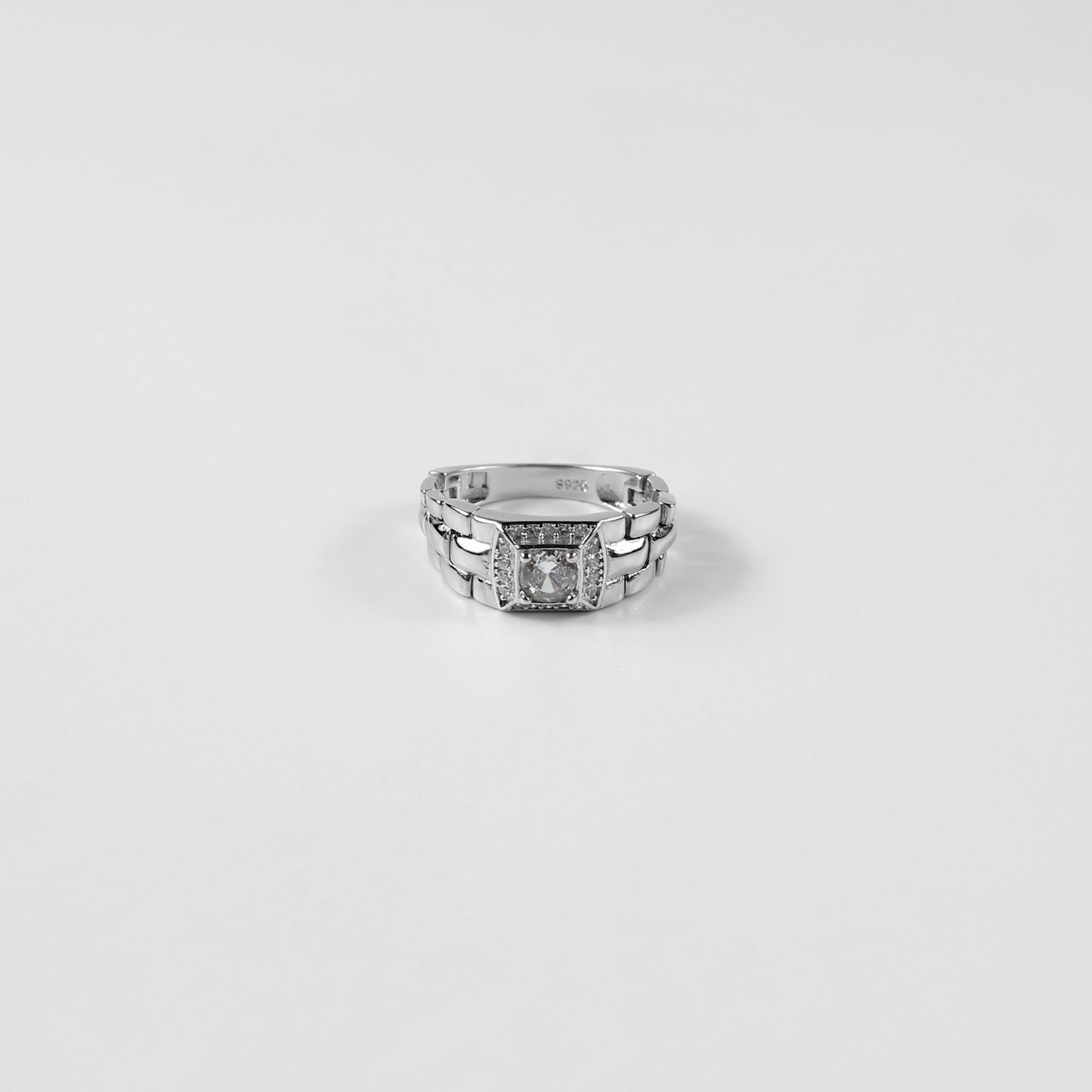 Argent Interlock Ring