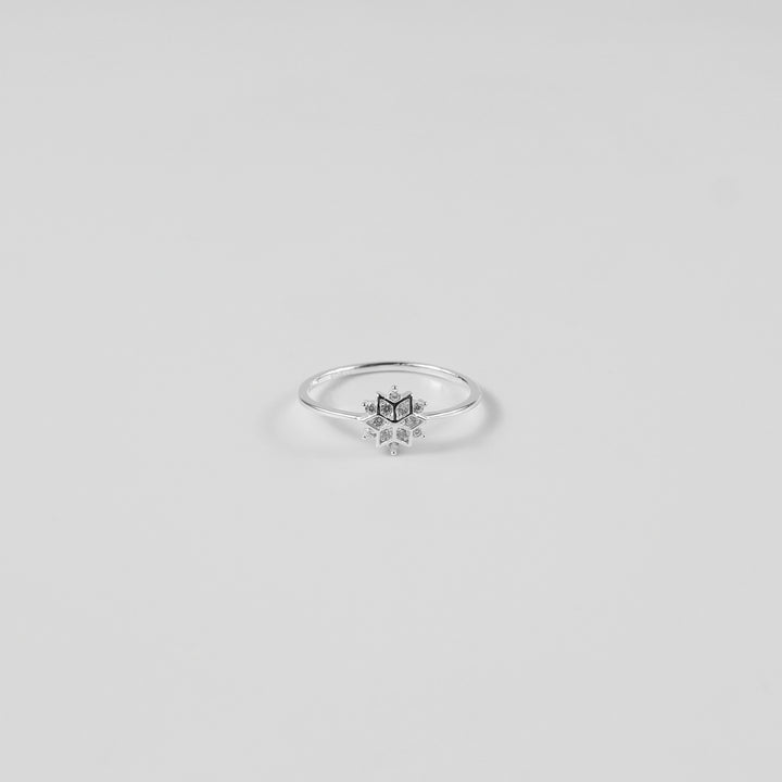 Argent Zephyr Ring