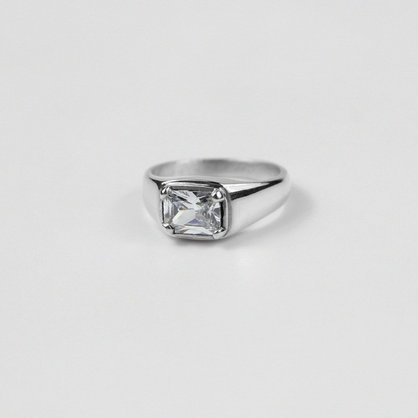 925 sterling silver ring with a frosted texture, offering a sleek and modern design, named 'Frost Ring.