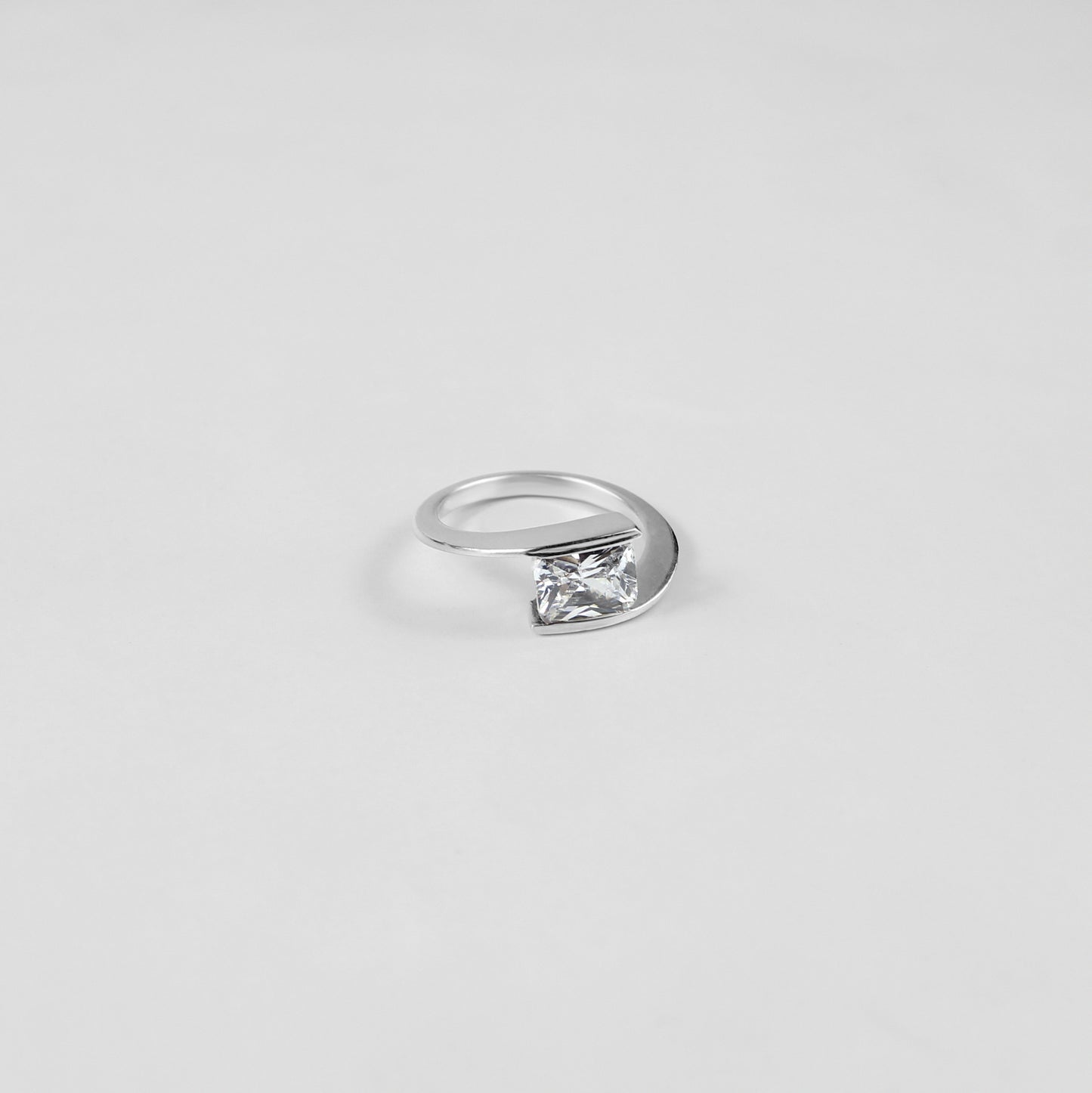 Gossamer Gleam Ring