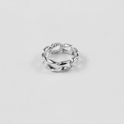 925 sterling silver ring featuring a sophisticated design inspired by the Havana skyline, named 'Havana Horizon Ring