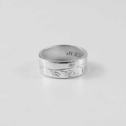 Lustrous Loop Silver Ring