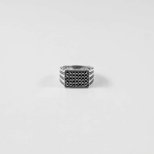 Noir Grid Bead Ring