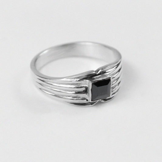 "925 sterling silver ring featuring a sleek black onyx gemstone, named 'Onyx Ring.'"