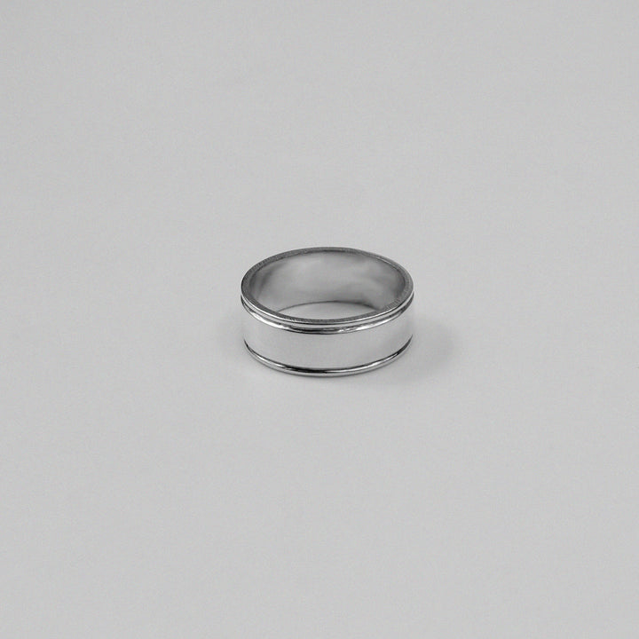 "925 sterling silver ring with a palladium-plated finish, offering a sleek and contemporary design, named 'Palladium Ring.'"