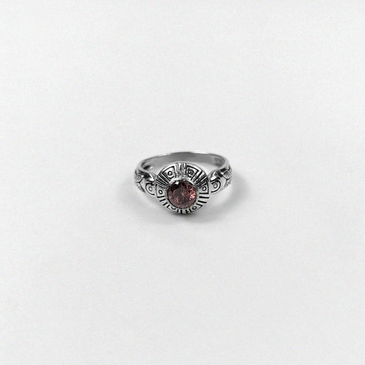 "925 sterling silver ring with a timeless, vintage design featuring a bold stone, named 'Retro Elegance Stone Ring.'"