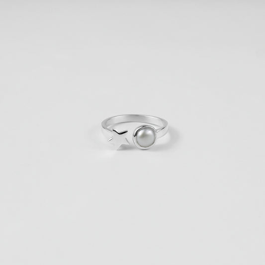 "925 sterling silver ring featuring a star and pearl design, offering a touch of elegance and charm, named 'Star & Pearl Ring.'"