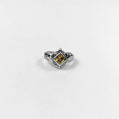 925 sterling silver vintage-inspired ring featuring a radiant design with a glowing gemstone, named 'Sunshine Glow Vintage Ring.