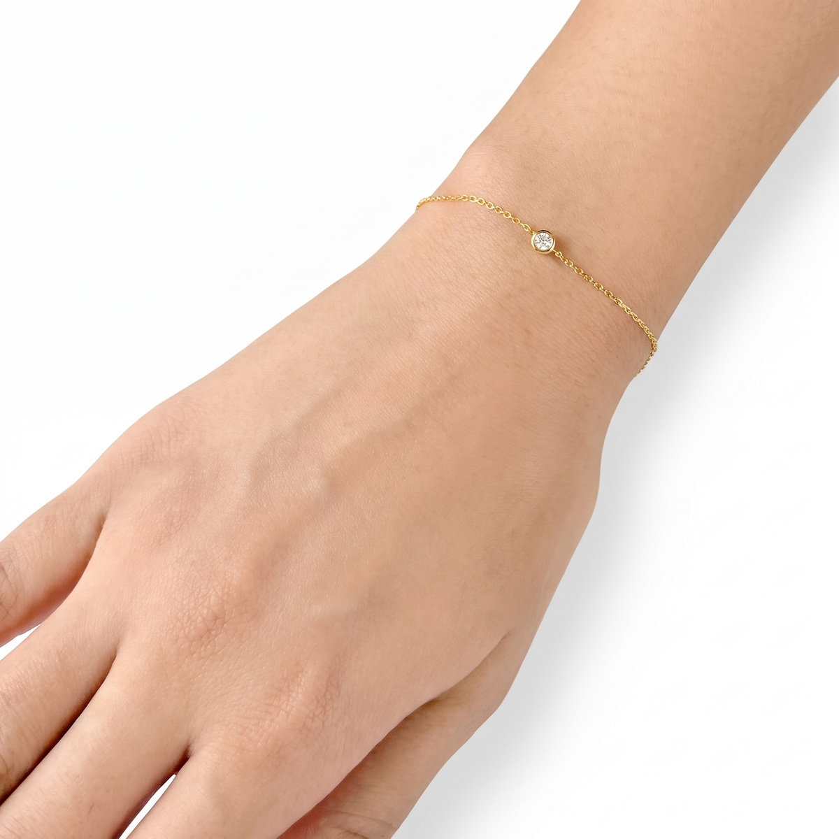 Single Bezel Solitaire Sterling Silver Lab-Grown Diamond Bracelet