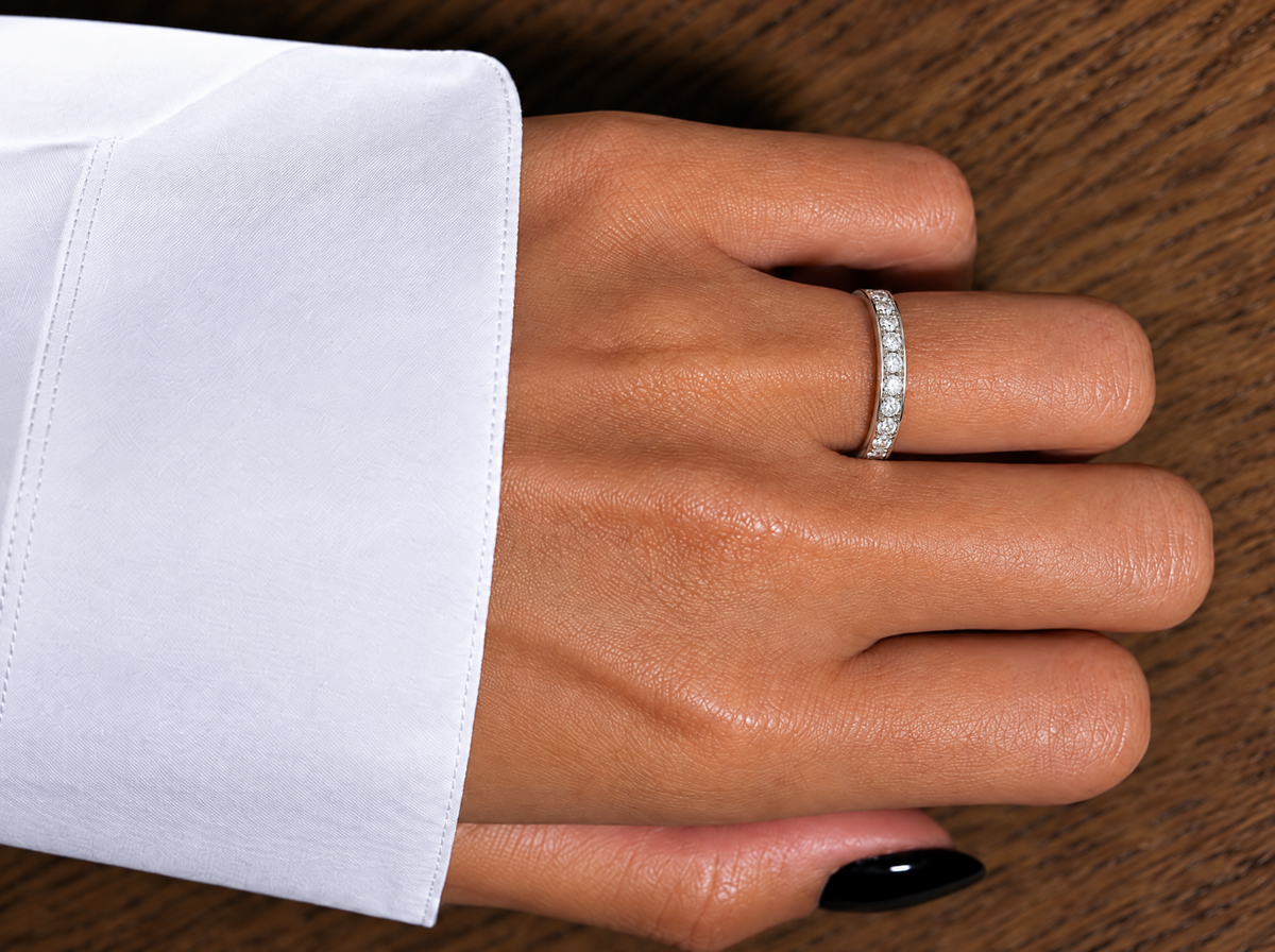 Seamless Sterling Silver Lab-Grown Diamond Ring